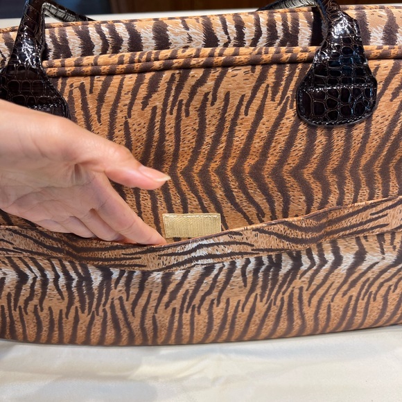 TRAVELON BAG - Picture 5 of 11